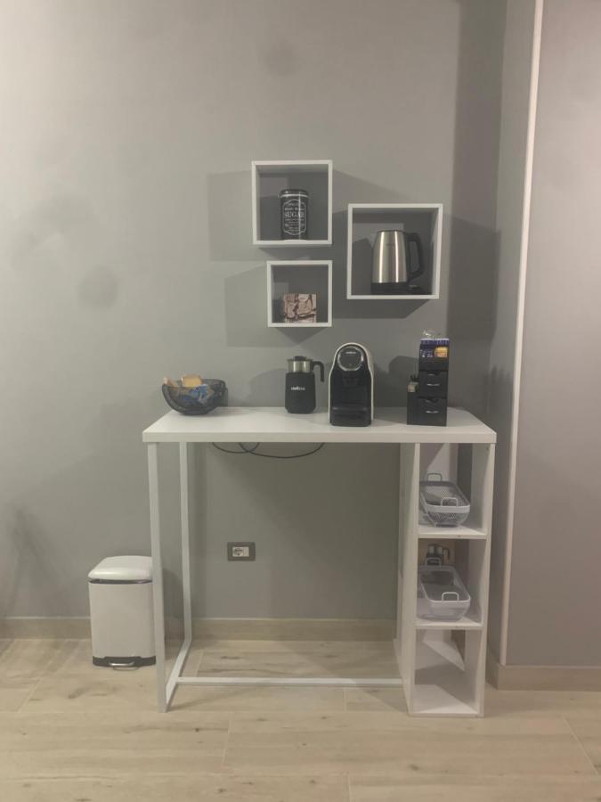 Le Stanze Di Dalia Bed & Breakfast Crotone Bagian luar foto