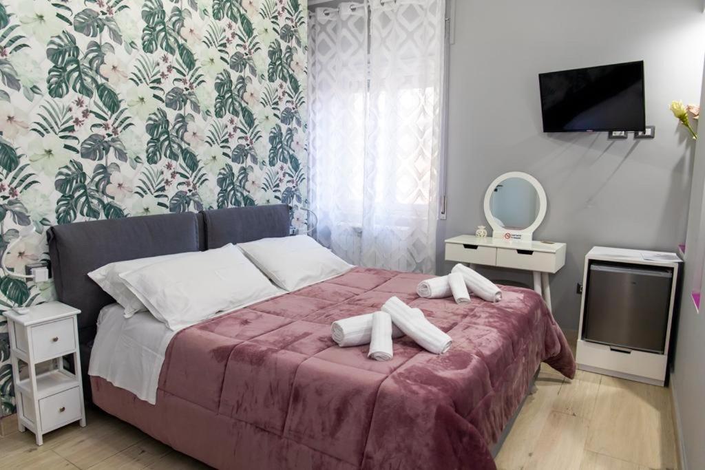 Le Stanze Di Dalia Bed & Breakfast Crotone Bagian luar foto